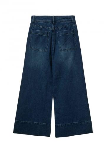 Короткие джинсы