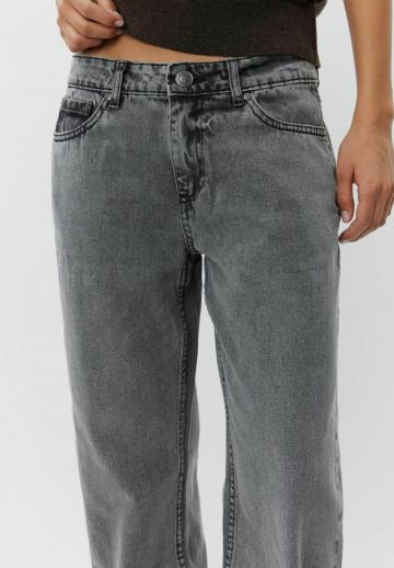 Свободные джинсы