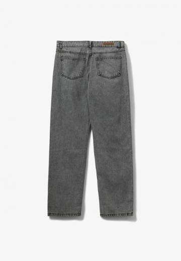 Свободные джинсы