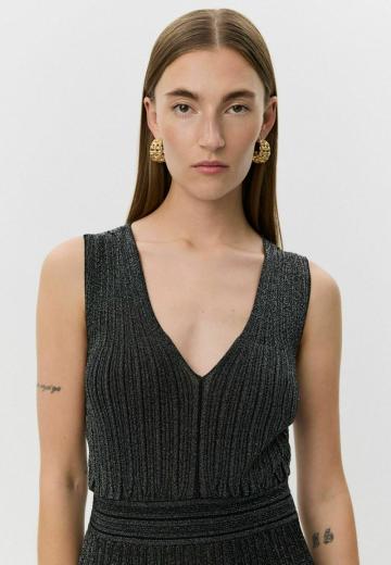 Вязаное платье