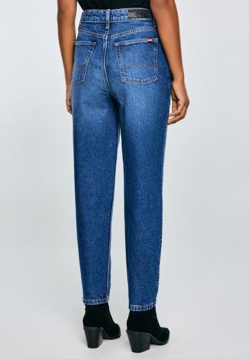 Узкие джинсы
