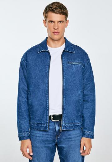 Джинсовая куртка