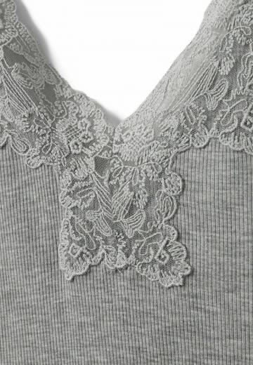 Топ на бретельках