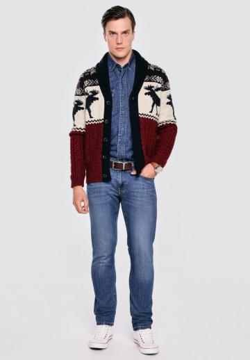 Вязаная кофта