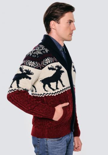 Вязаная кофта