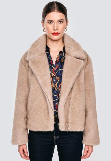 Зимняя куртка