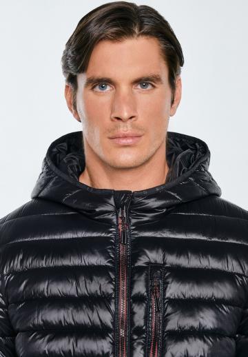 Зимняя куртка