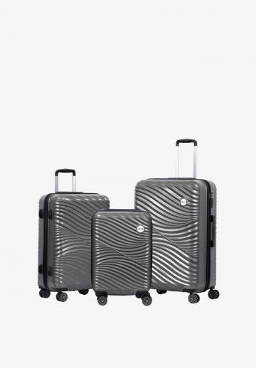 Набор чемоданов