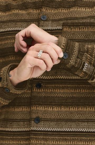 Вязаная кофта