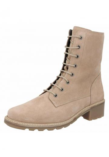 Ботинки на шнуровке