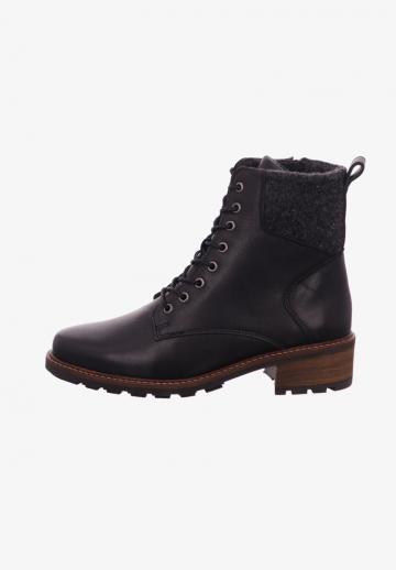 Ботинки на шнуровке