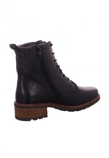 Ботинки на шнуровке