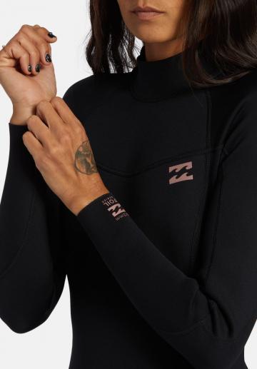 Слитный купальник