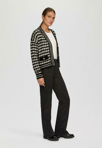 Жаккардовая вязаная кофта