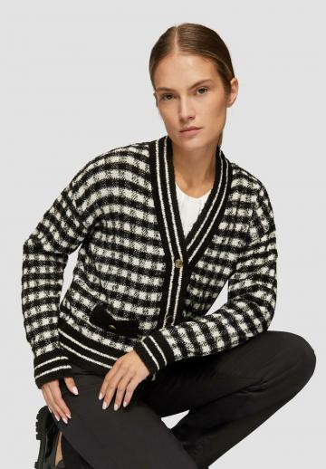 Жаккардовая вязаная кофта