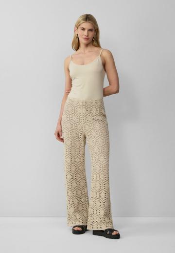 Топ на бретельках