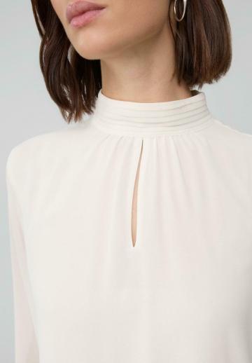 Шифоновая блузка