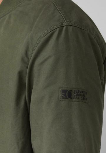 Куртка бомбер