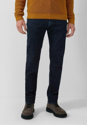 Узкие джинсы
