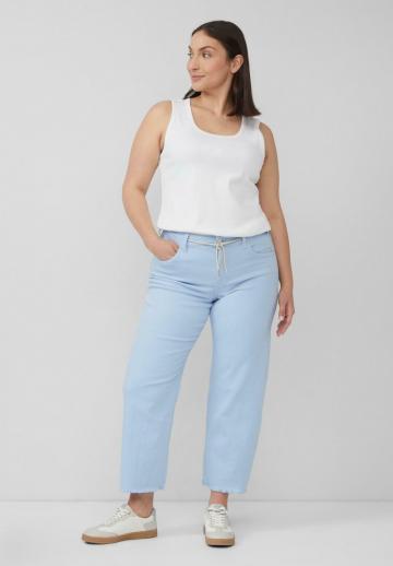 Короткие джинсы