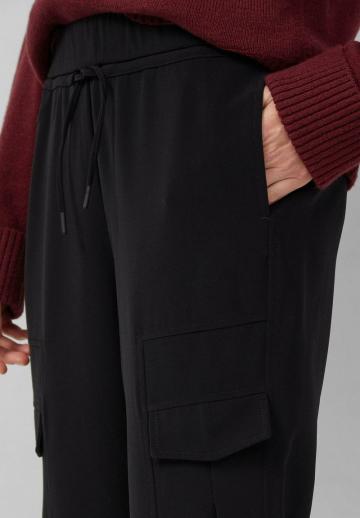 Спортивные штаны