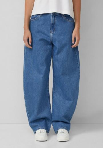 Джинсы