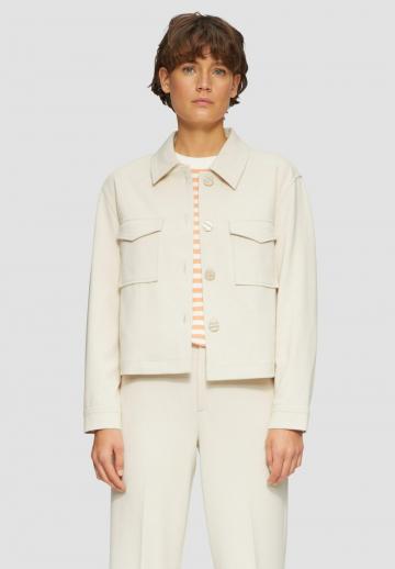 Куртка с накладнымит карманами