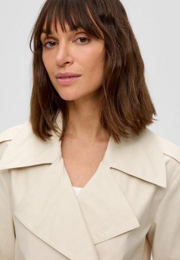 Короткий блейзер