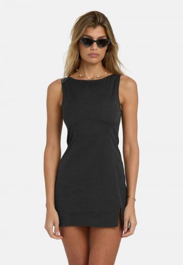 Платье футляр