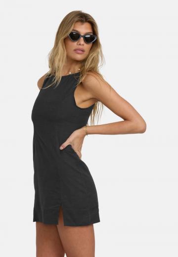 Платье футляр