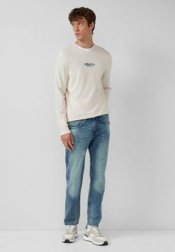 Прямые джинсы