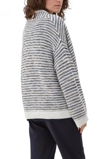 Длинный жилет