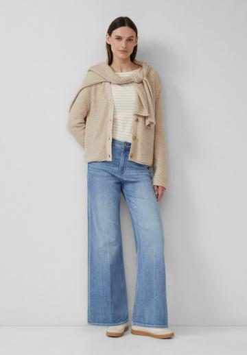 Вязаная кофта