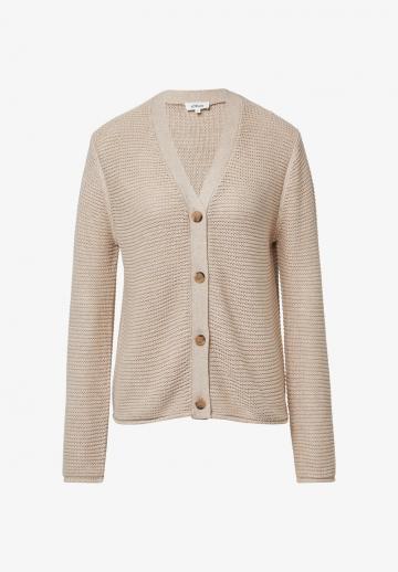 Вязаная кофта