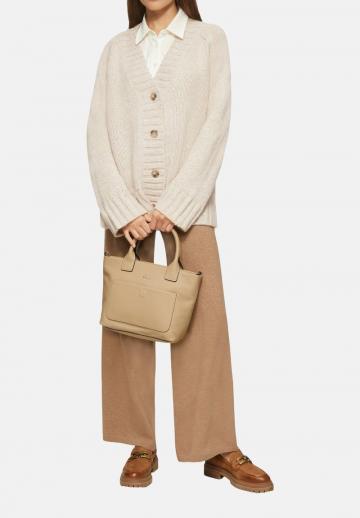 Длинный жилет