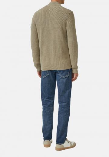 Вязаная кофта