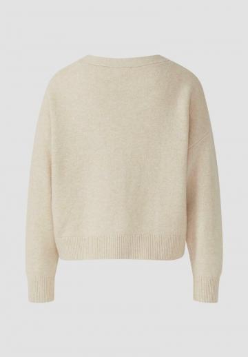 Вязаная кофта