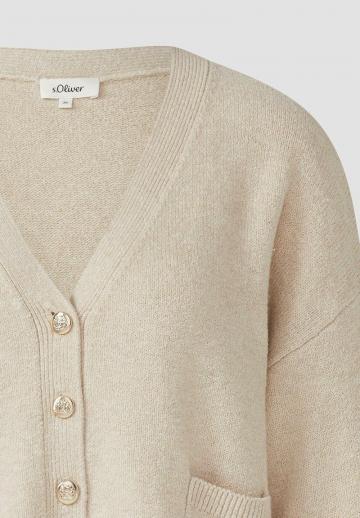 Вязаная кофта