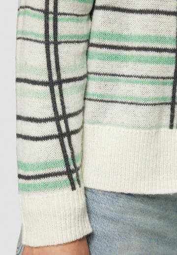 Жаккардовая вязаная кофта