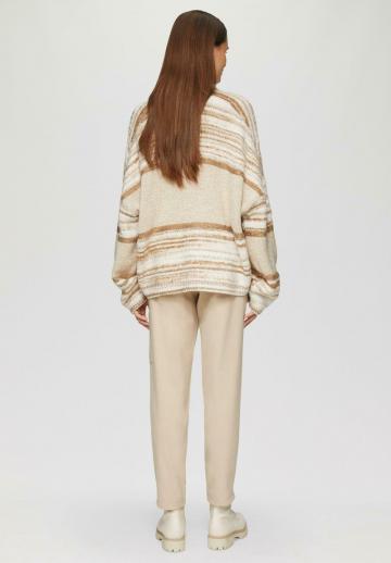 Длинный жилет