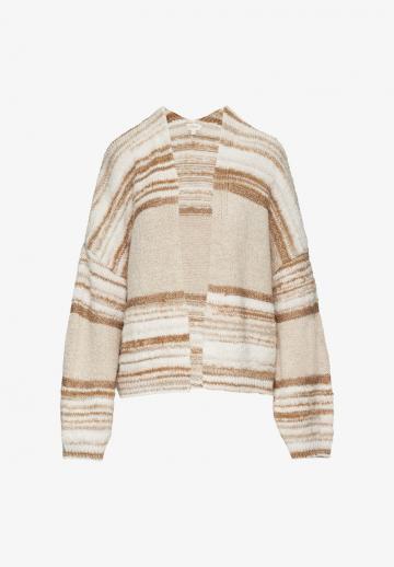 Длинный жилет