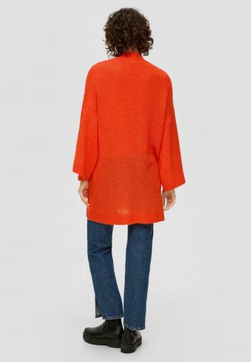 Длинный жилет