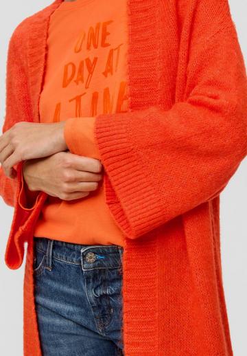 Длинный жилет