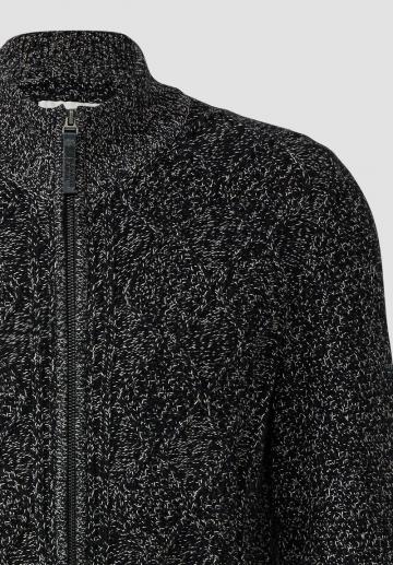 Вязаная кофта