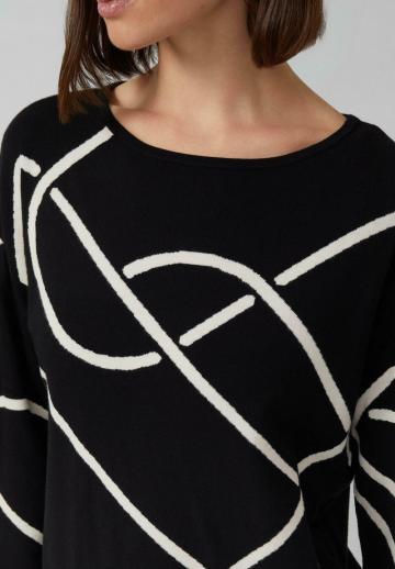 Вязаное платье