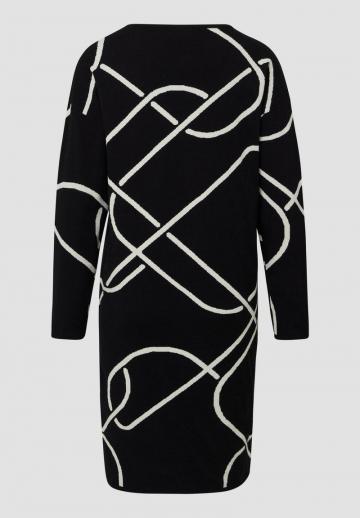 Вязаное платье