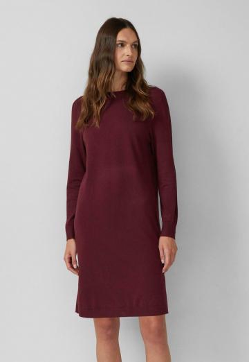 Вязаное платье