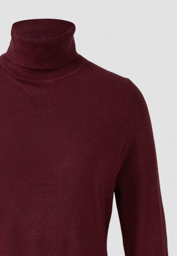 Вязаное платье