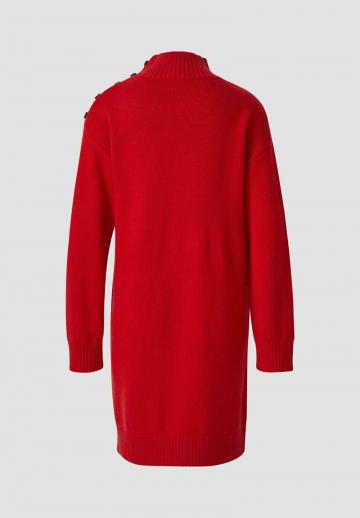 Вязаное платье