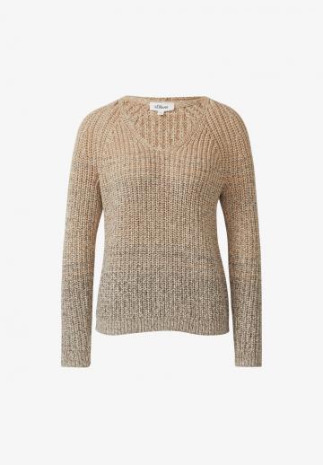 Пуловер с вырезом V